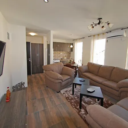 Apartament Franstal *