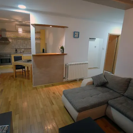 Apartament Franstal