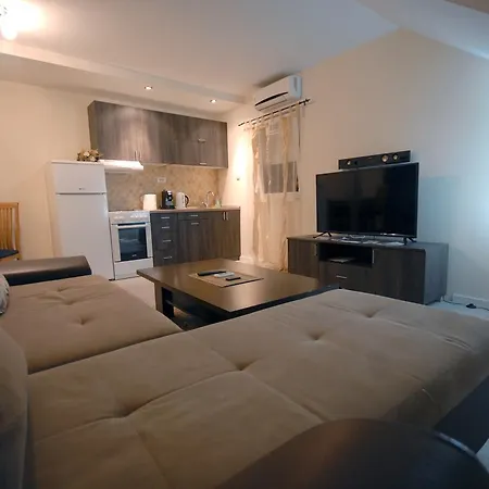 Apartament Franstal *