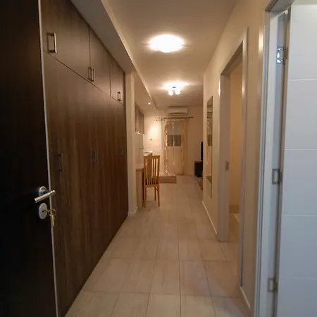 Apartament Franstal *