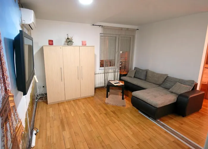 شقة Franstal بلغراد